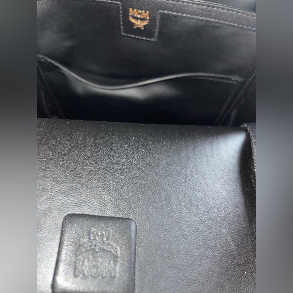 MCM VISETOS SMALL STARK SIGNATURE MONOGRAM LOGO BACKPACK BOOKBAG RUBY RED $720 - Picture 3 of 16